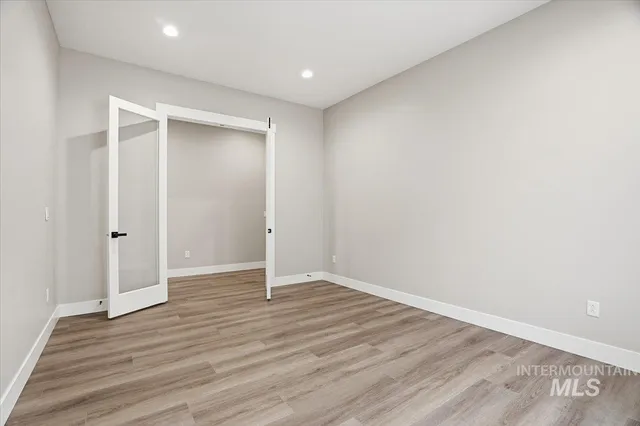 $799,990 | 883 North Falling Water Way, Eagle, ID 83616