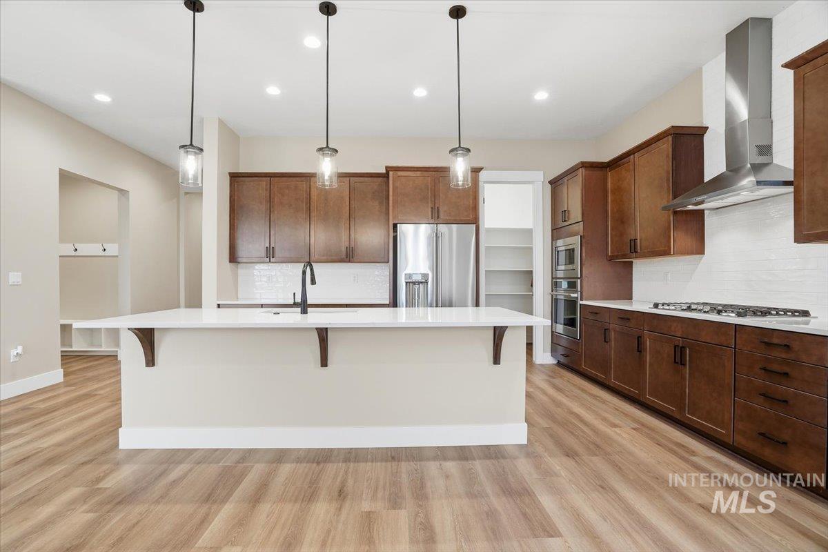 883 North Falling Water Way Eagle, ID 83616 - Photo 3 of 42