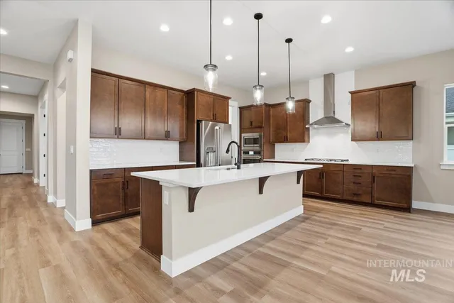 $799,990 | 883 North Falling Water Way, Eagle, ID 83616