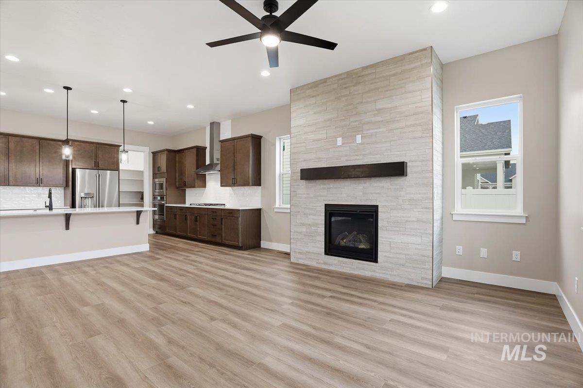 883 North Falling Water Way Eagle, ID 83616 - Photo 9 of 42