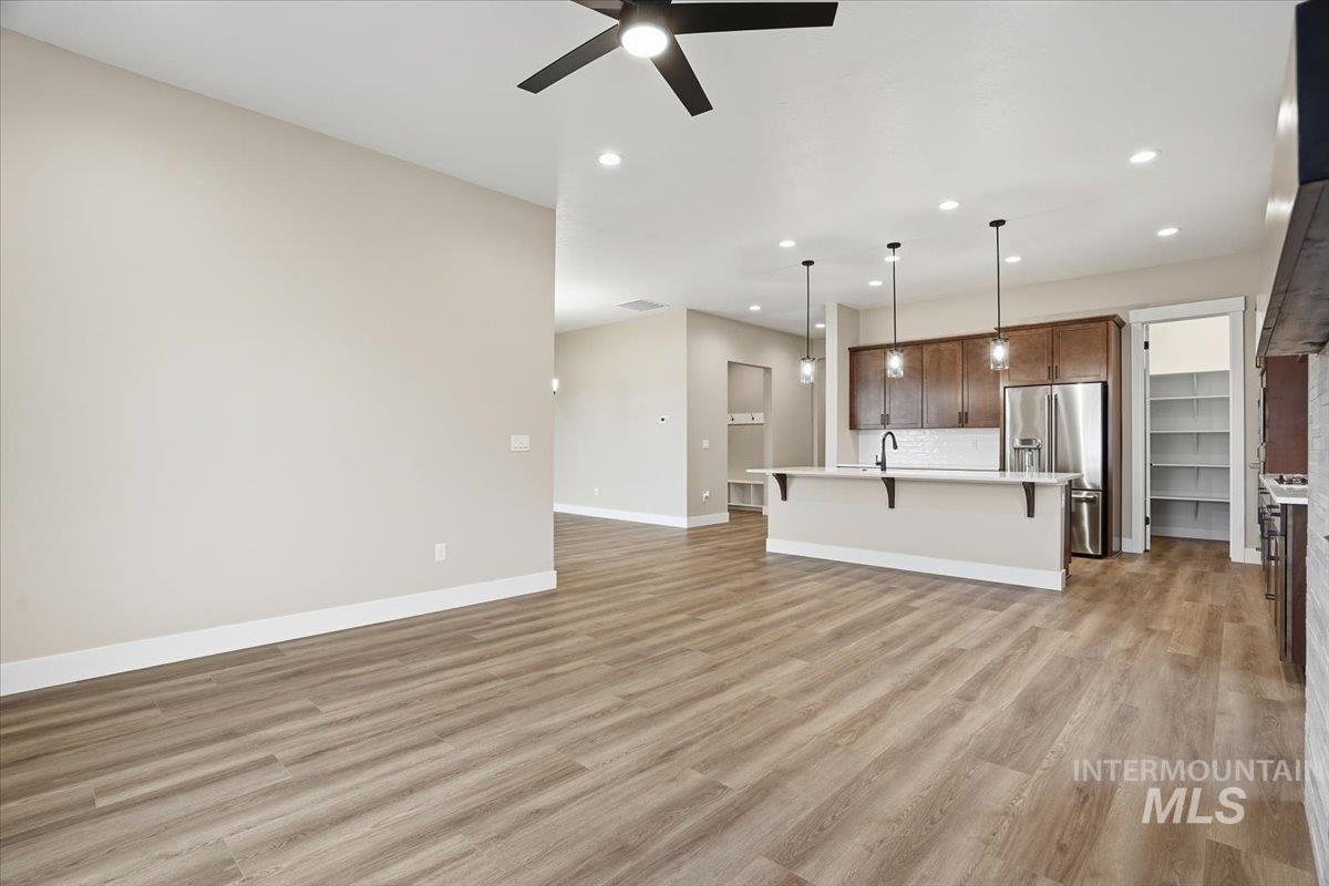 883 North Falling Water Way Eagle, ID 83616 - Photo 10 of 42