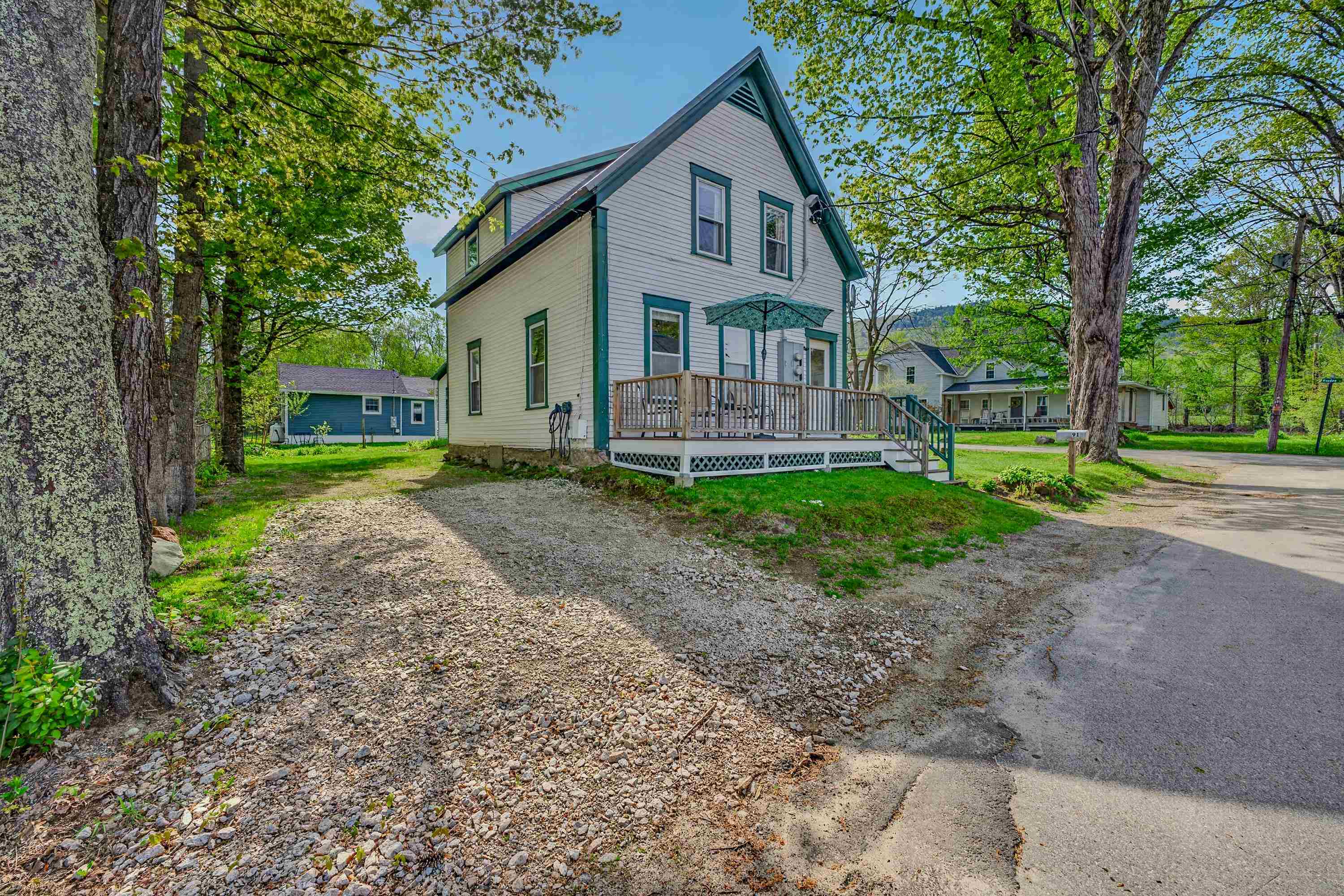 91 Meadow Street Bethlehem, NH 03574 - Photo 4 of 44