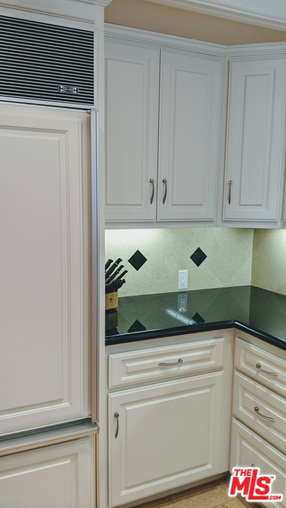 880 West 1st Street, Unit 603 Los Angeles, CA 90012 - Photo 30 of 54 a close view of washer and dryer