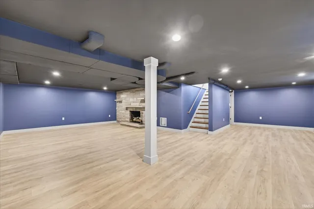 $649,900 | 301 East Glendora Drive, Bloomington, IN 47408