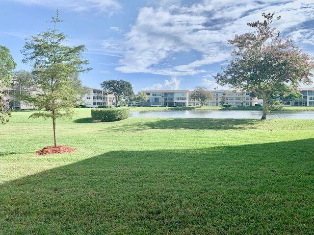 6 Preston A Boca Raton, FL 33434 - Photo 2 of 22 Lake View in the Front