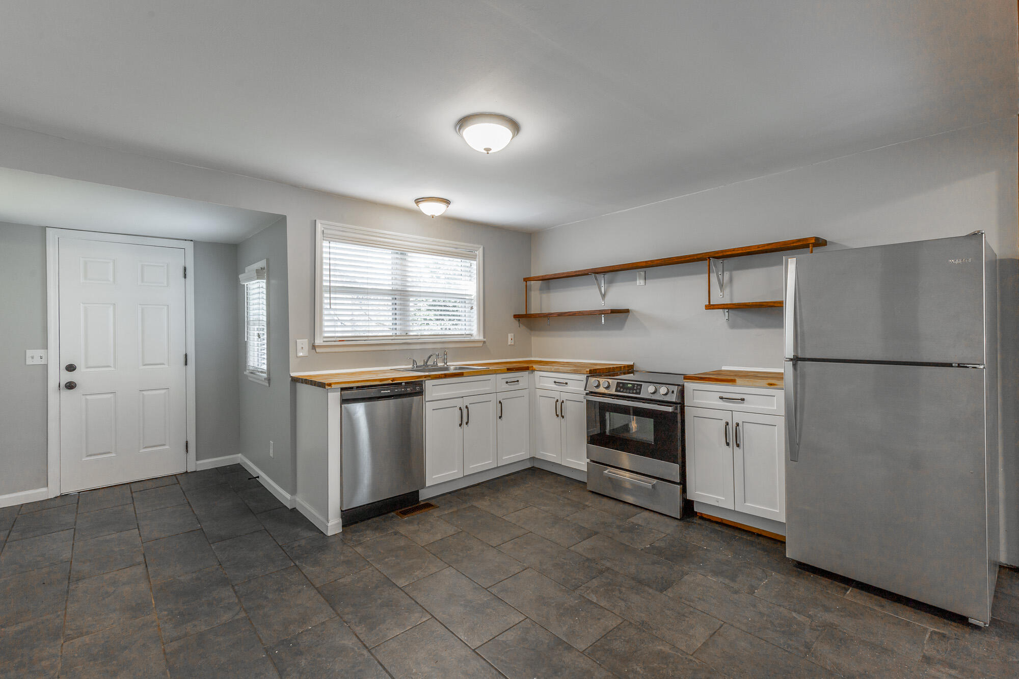 1908 Cleveland Avenue Chattanooga, TN 37404 - Photo 26 of 39 1908 Cleveland Avenue HD-22