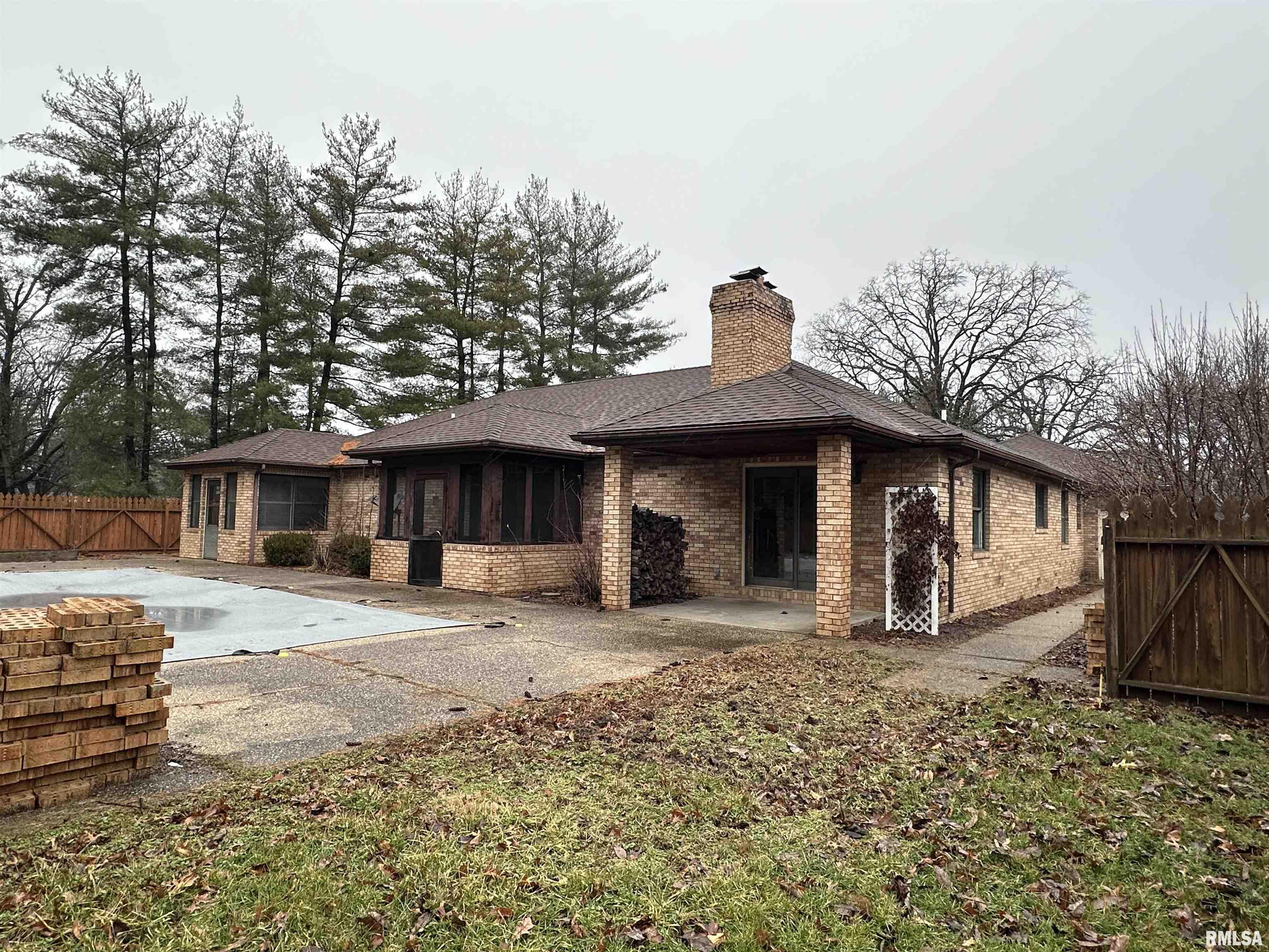 2801 East Richview Road Mount Vernon, IL 62864 - Photo 12 of 45 Gallery Image 12