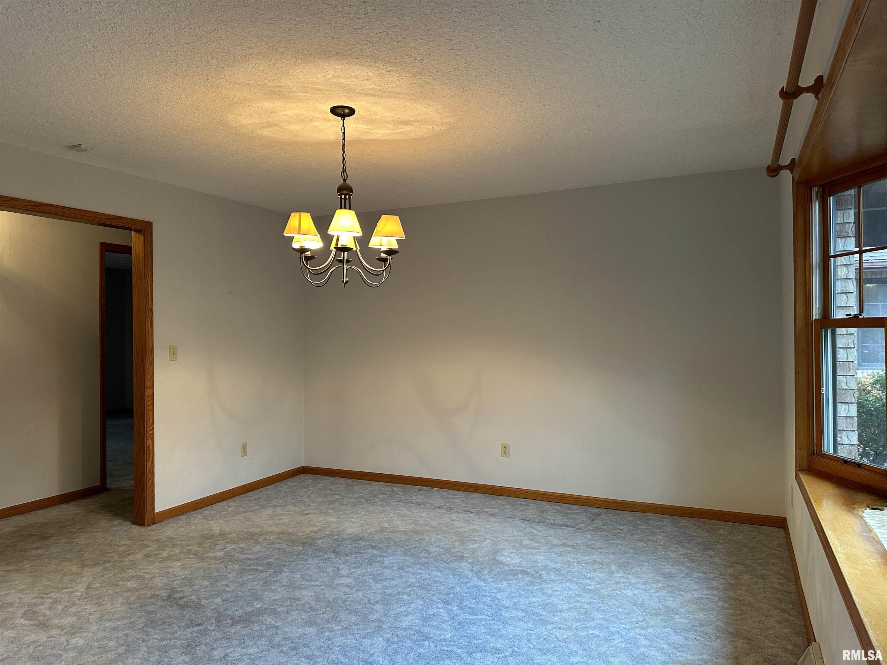 2801 East Richview Road Mount Vernon, IL 62864 - Photo 23 of 45 Gallery Image 23