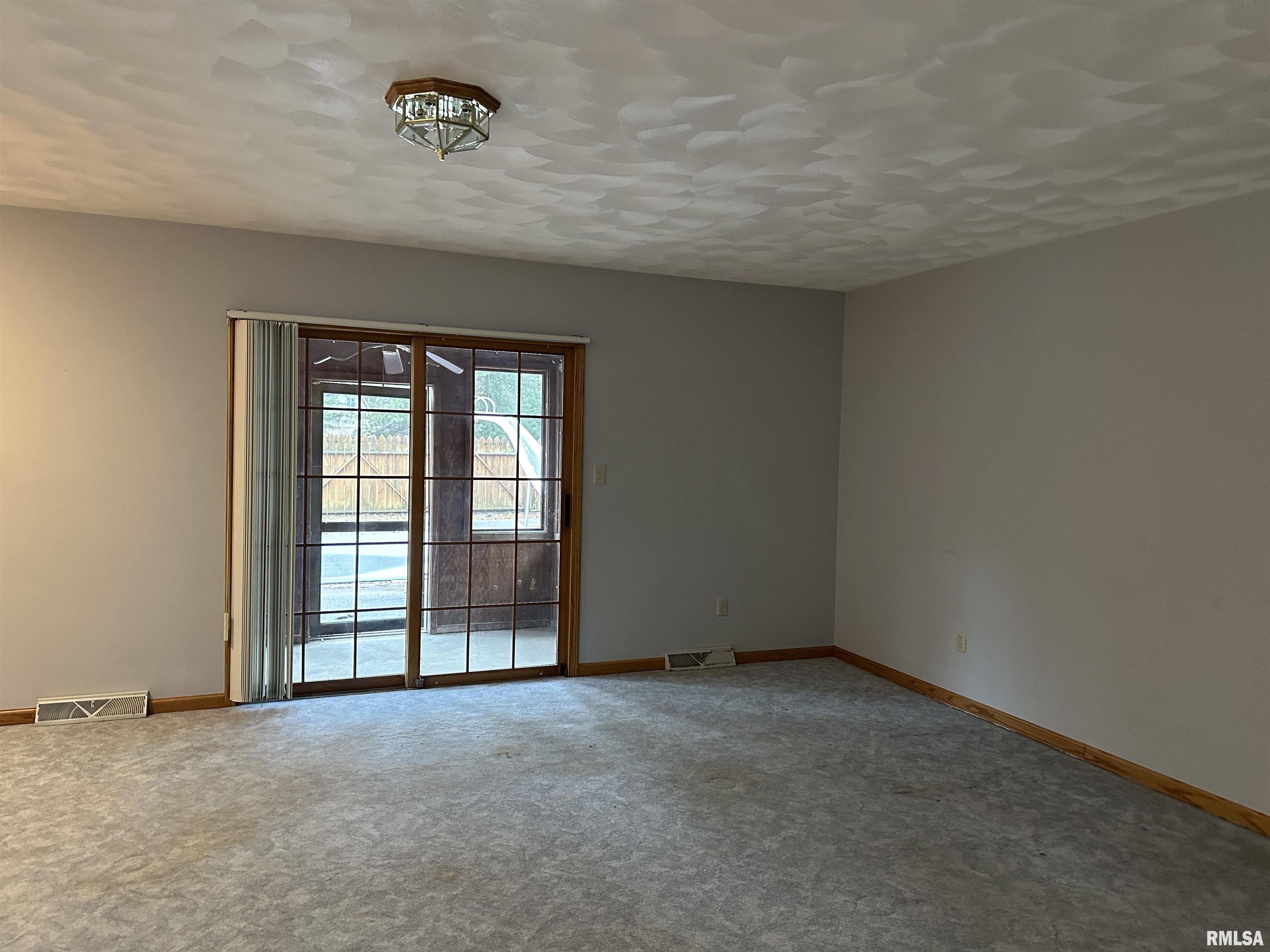 2801 East Richview Road Mount Vernon, IL 62864 - Photo 25 of 45 Gallery Image 25
