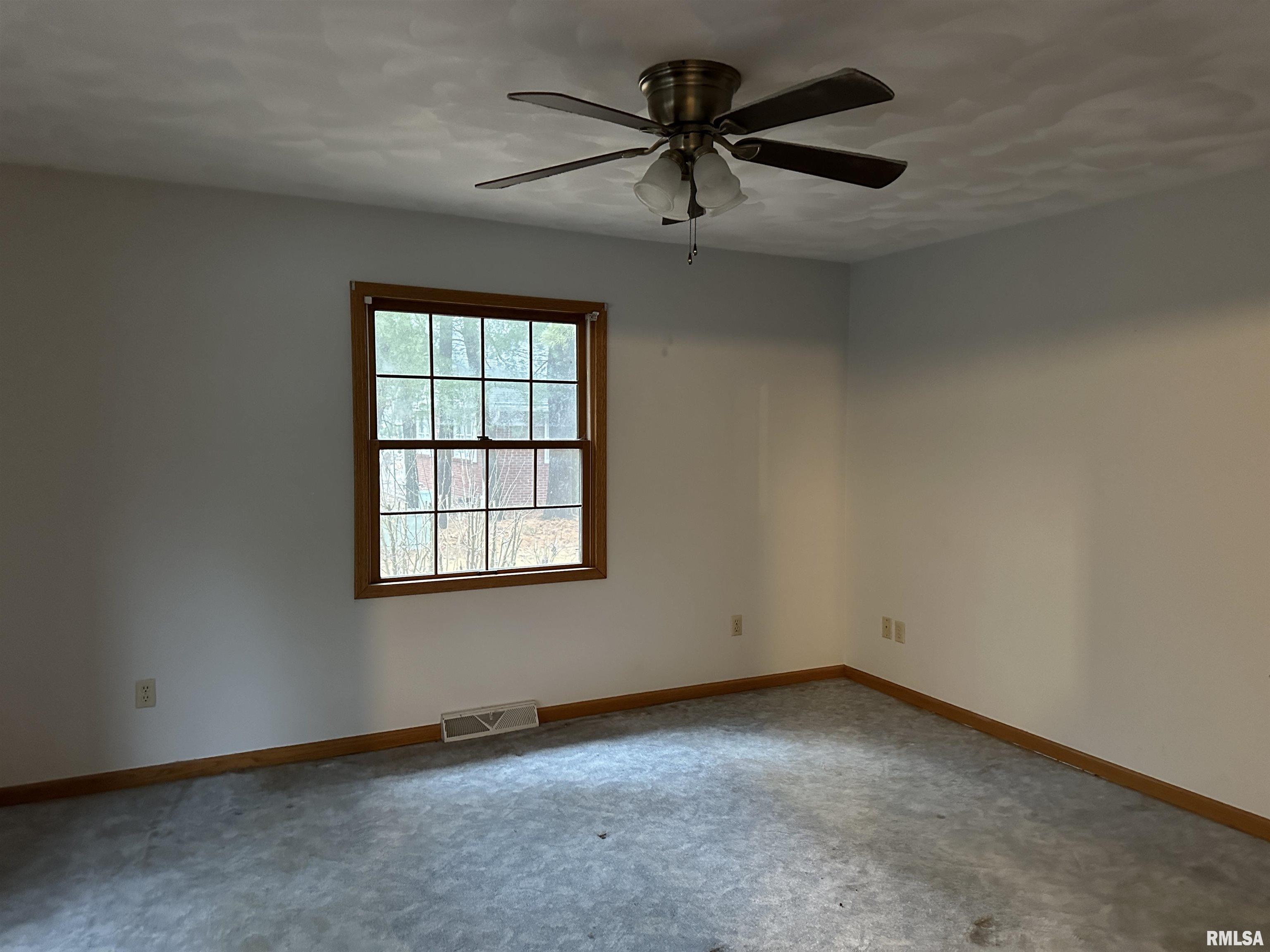 2801 East Richview Road Mount Vernon, IL 62864 - Photo 32 of 45 Gallery Image 32