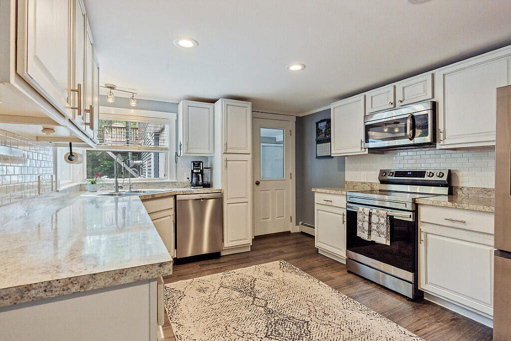 209 Holmes Road Winthrop, ME 04364 - Photo 13 of 71 Kitchen