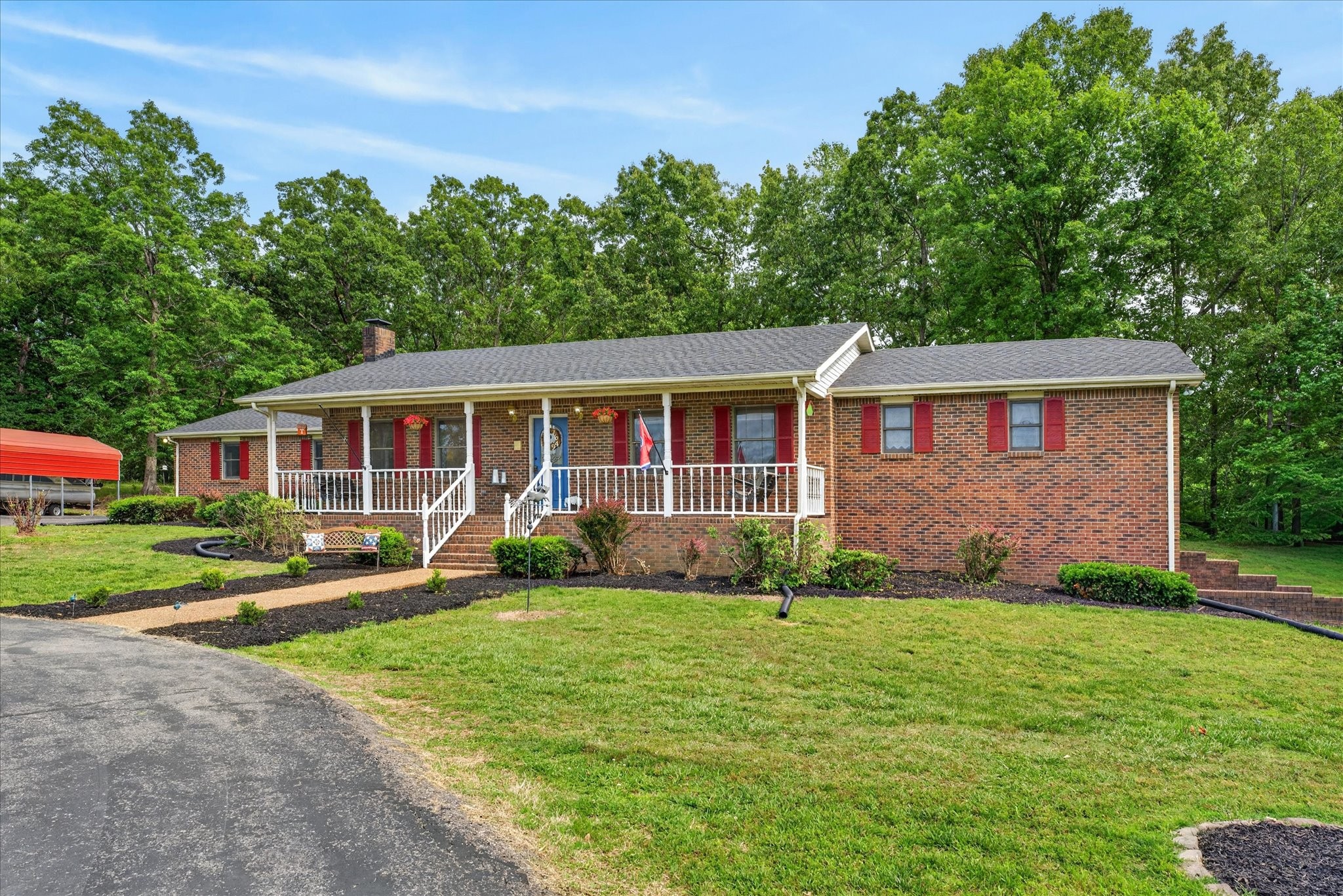 1649 North Main Street Tennessee Ridge, TN 37178 - Photo 3 of 57