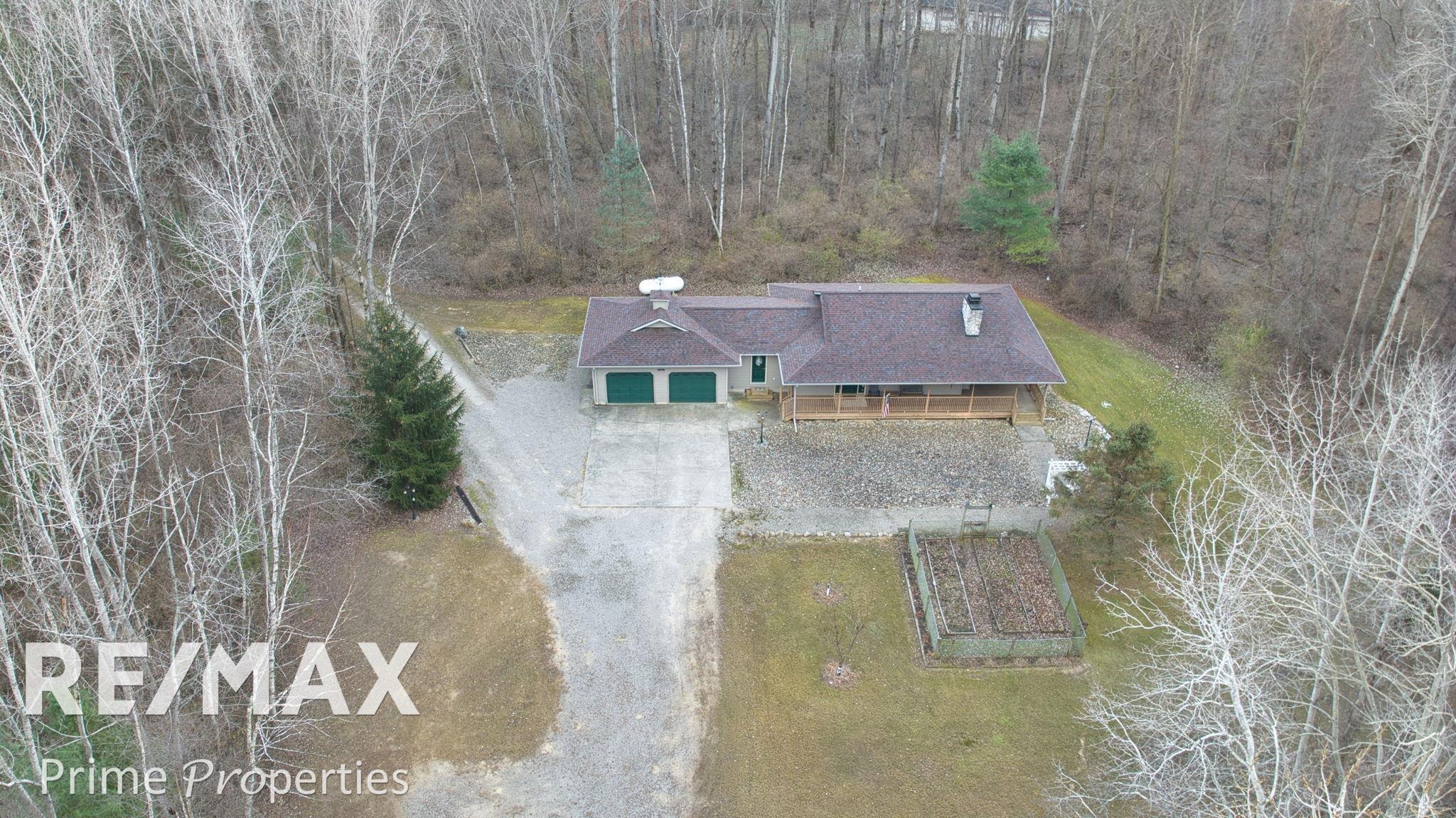 3590 Washburn Road Vassar, MI 48768 - Photo 9 of 57 50162785-c30ef729-6bc5-4252-89d6-0226c2712cc8.JPG