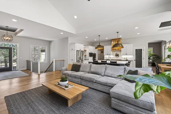 $780,000 | 26567 145th Street Northwest, Zimmerman, MN 55398