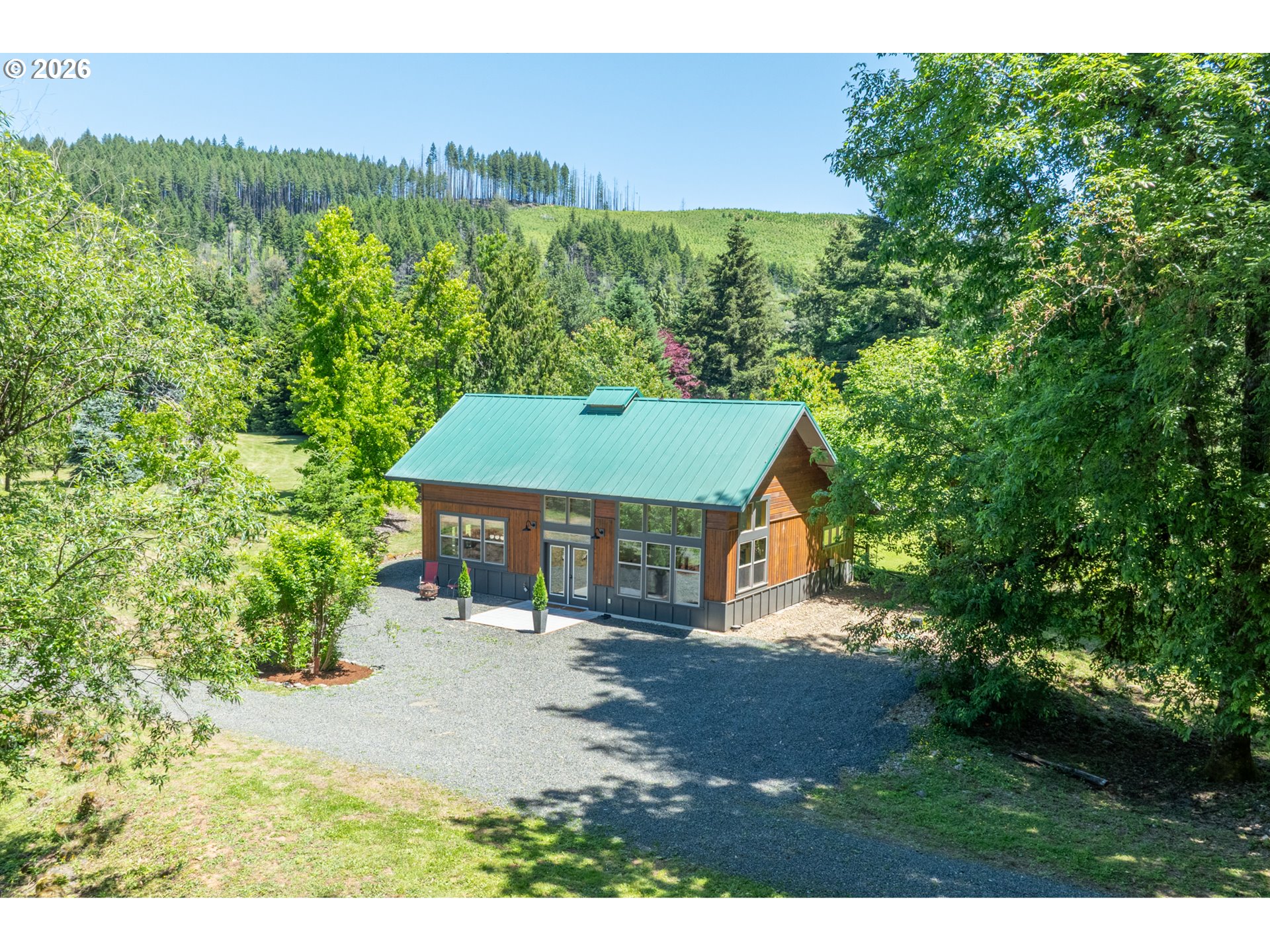 45955 Goodpasture Road Vida, OR 97488 - Photo 10 of 48