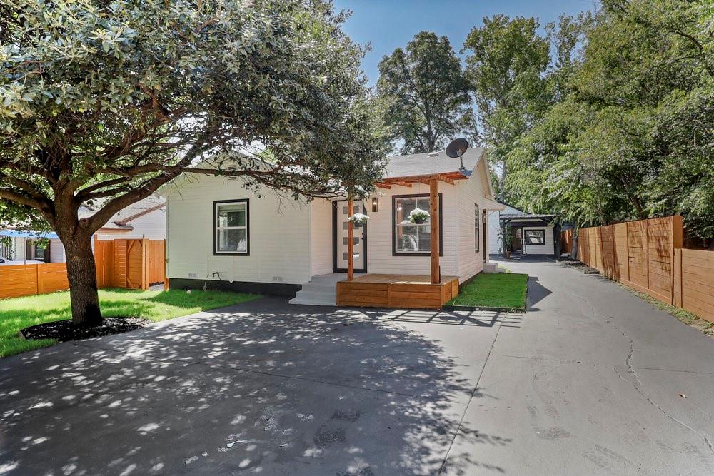 3910 Shelley Boulevard Dallas, TX 75211 - Photo 2 of 37