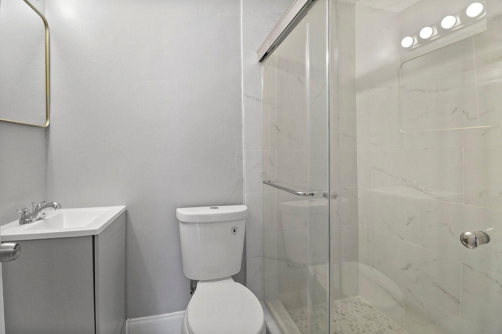 3910 Shelley Boulevard Dallas, TX 75211 - Photo 23 of 37