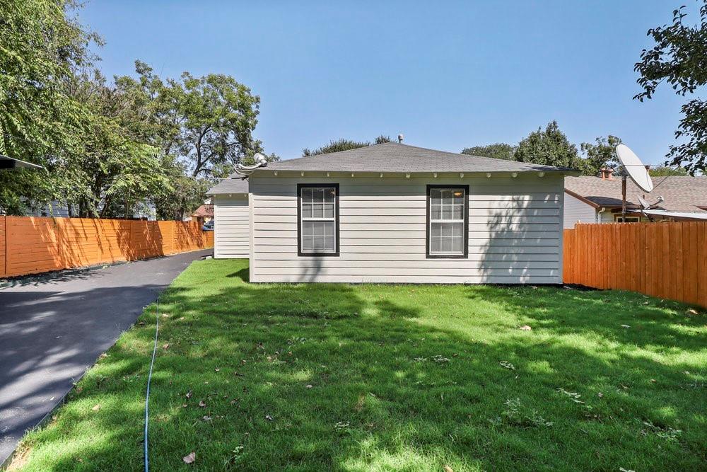 3910 Shelley Boulevard Dallas, TX 75211 - Photo 27 of 37