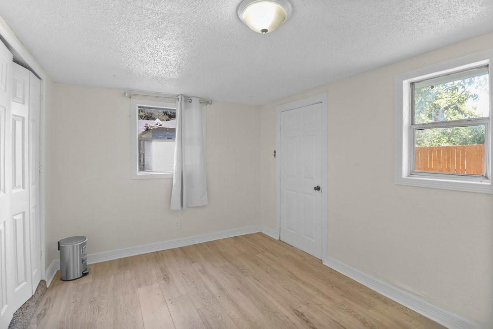 3910 Shelley Boulevard Dallas, TX 75211 - Photo 36 of 37