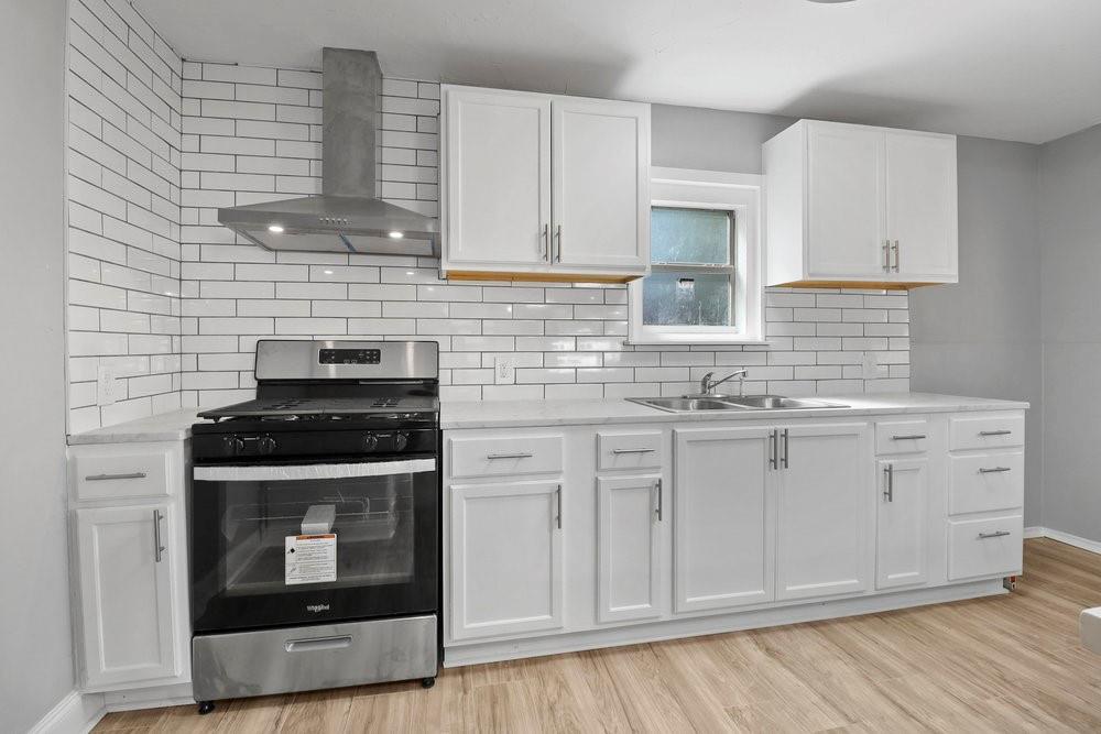 3910 Shelley Boulevard Dallas, TX 75211 - Photo 8 of 37