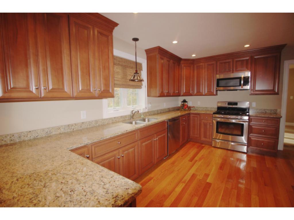 3 Pond View Road, Unit 14 Windham, NH 03087 - Photo 13 of 26