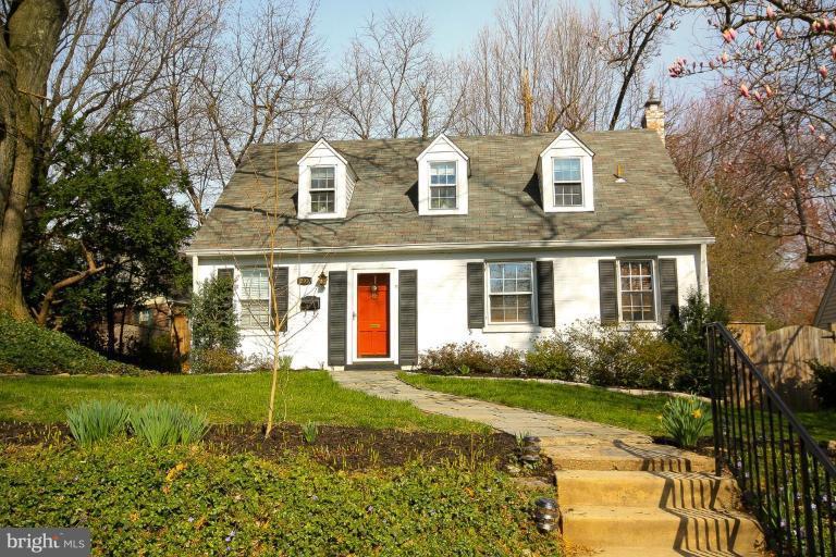 203 Hamilton Avenue Silver Spring, MD 20901 - Photo 15 of 21 Steps and stone path lead to front