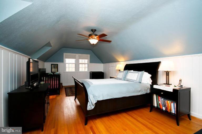 203 Hamilton Avenue Silver Spring, MD 20901 - Photo 18 of 21 Master Bedroom