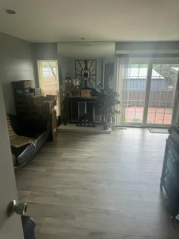 $220,000 | 25045 Glenbrooke Drive, Southfield, MI 48033