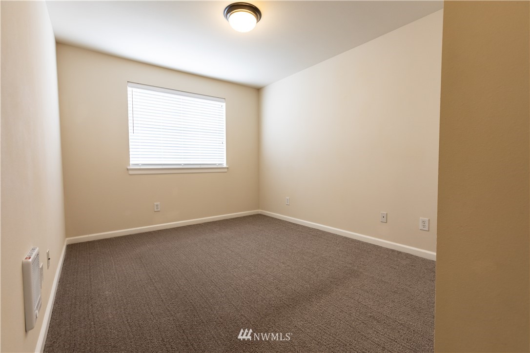 325 Chelan Place Northeast, Unit D2 Renton, WA 98059 - Photo 26 of 29