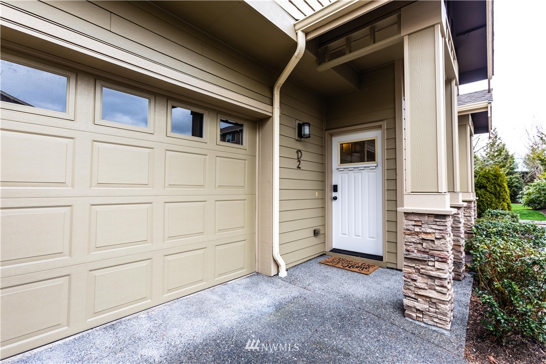 325 Chelan Place Northeast, Unit D2 Renton, WA 98059 - Photo 4 of 29