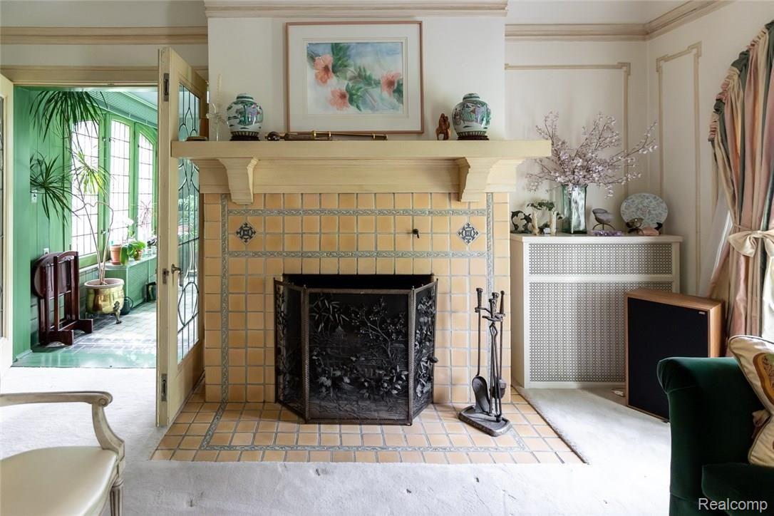 1008 Devonshire Road Grosse Pointe, MI 48230 - Photo 13 of 35 1008Devonshire-125.jpg
