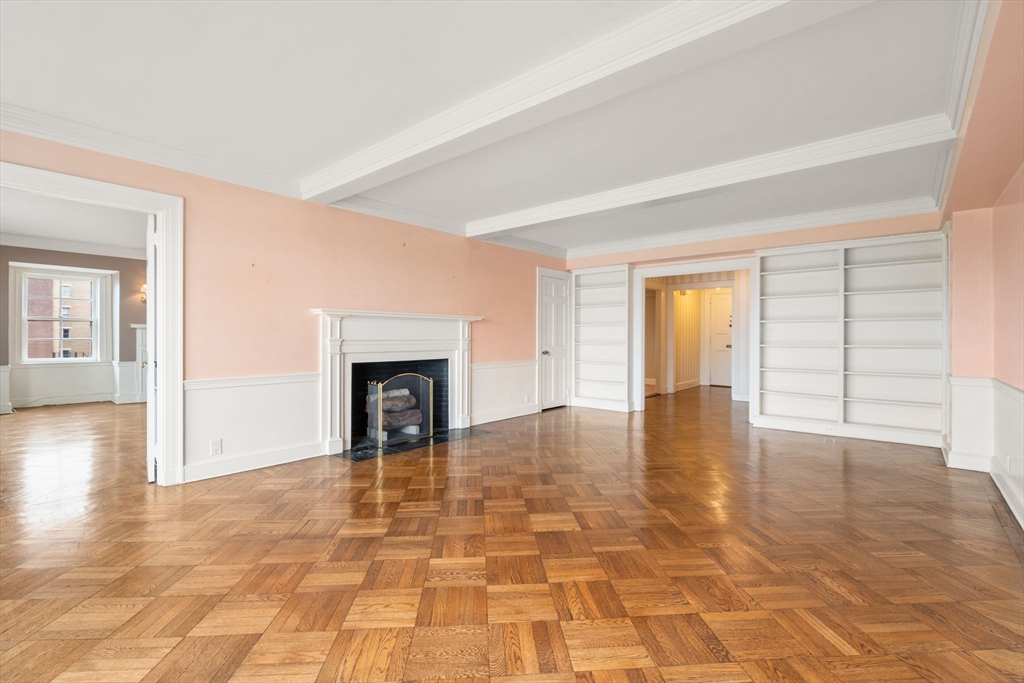 274 Beacon Street, Unit 8R Boston, MA 02116 - Photo 3 of 21