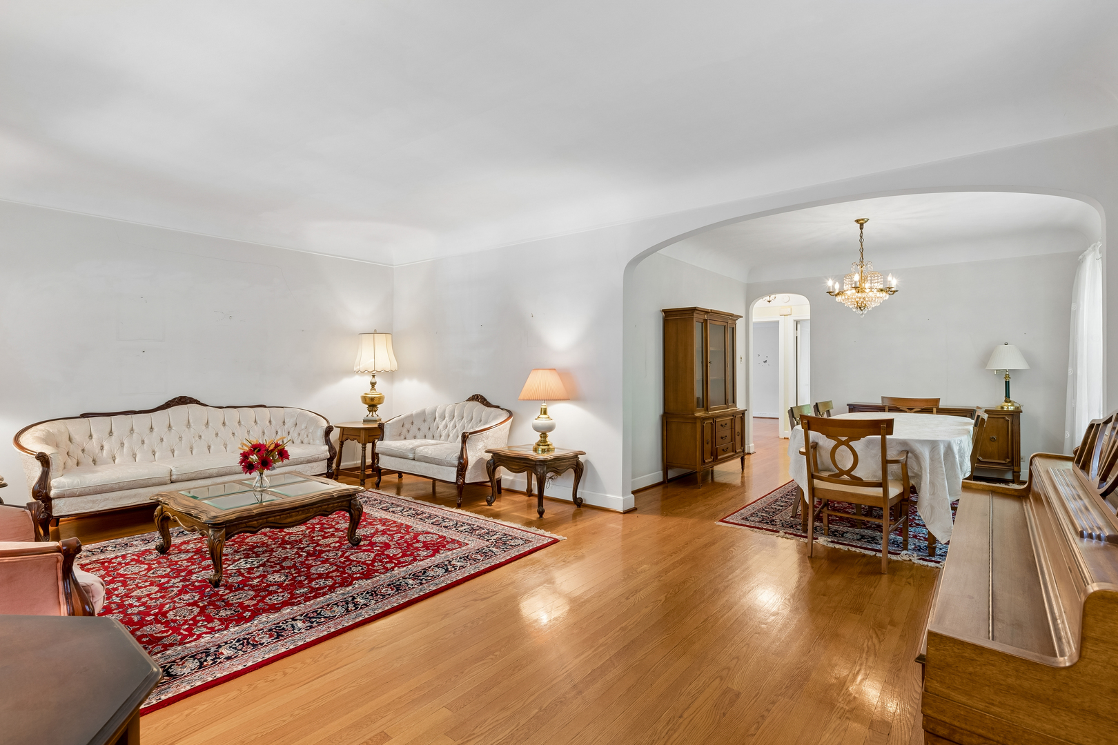 3317 North Rutherford Avenue Chicago, IL 60634 - Photo 3 of 23 Gallery Image 3