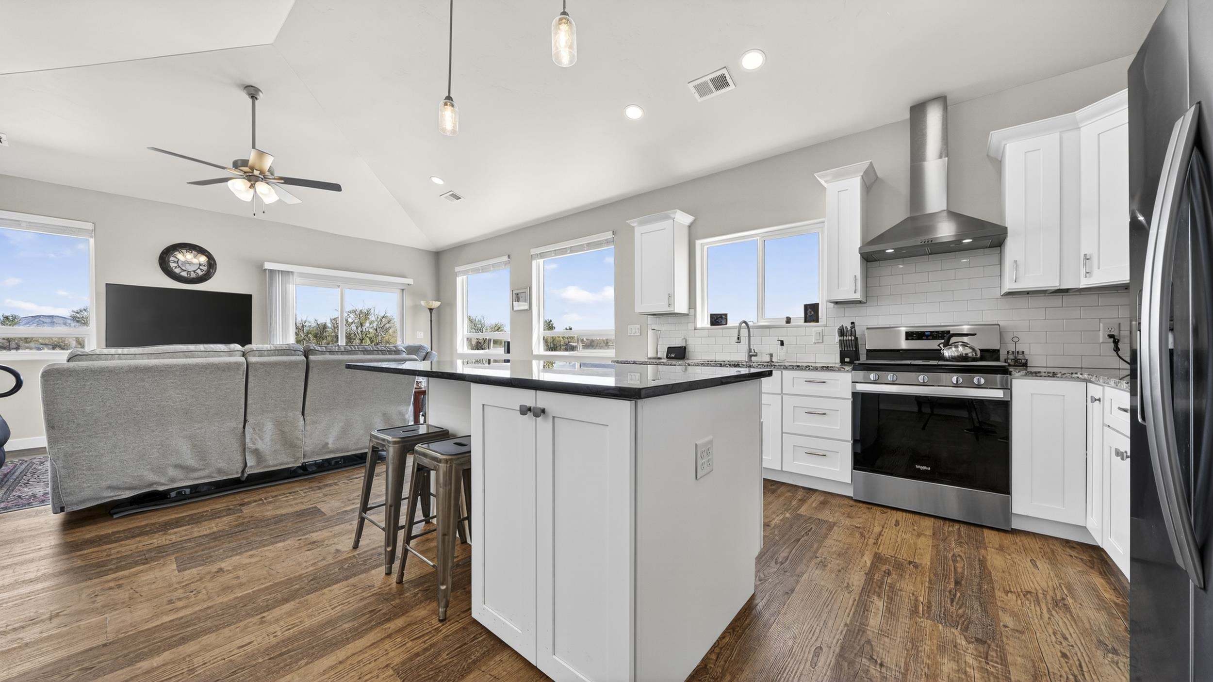 1240 21 Road Grand Junction, CO 81505 - Photo 6 of 29