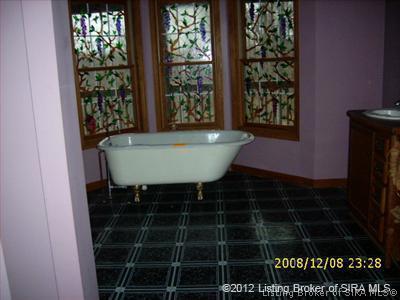 4810 Old Forest Road Southwest Corydon, IN 47112 - Photo 9 of 14