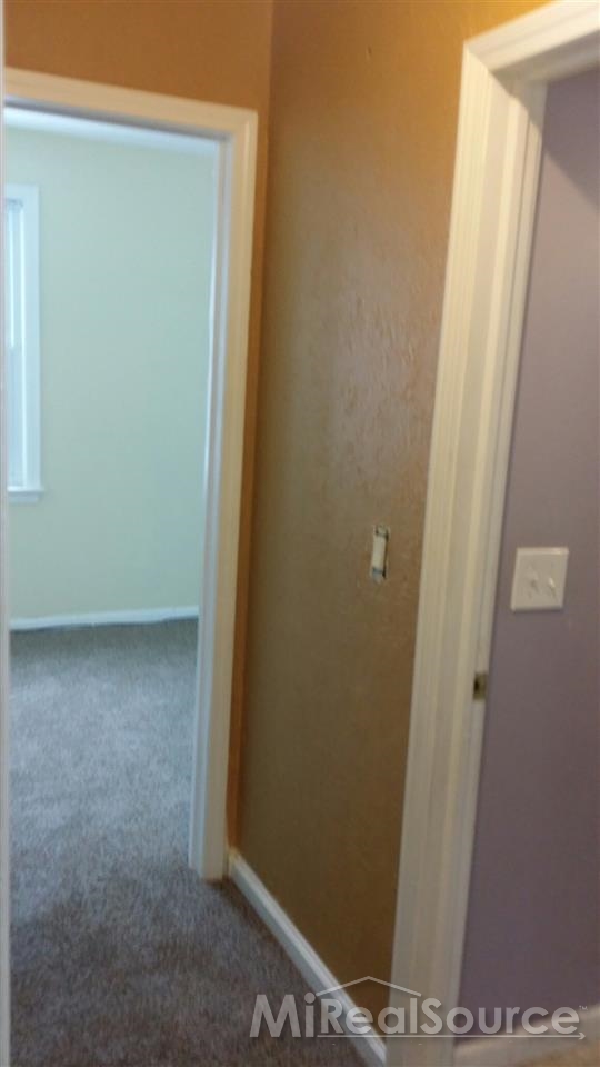 3512 Normandy Road Royal Oak, MI 48073 - Photo 10 of 20