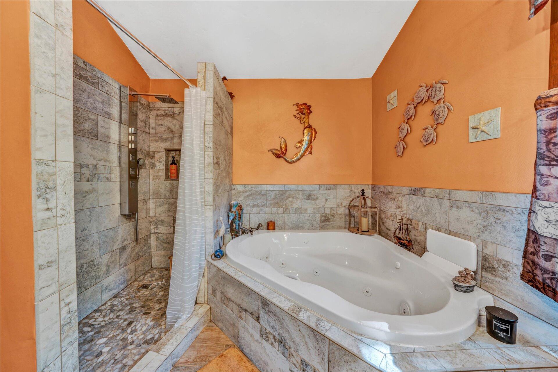 1182 Rabbit Drive Thaxton, VA 24174 - Photo 25 of 58 Primary Bathroom