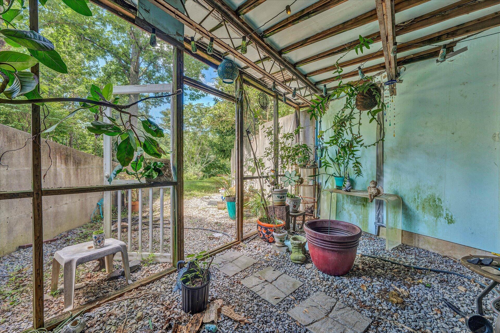 1182 Rabbit Drive Thaxton, VA 24174 - Photo 39 of 58 a outdoor space with the garden