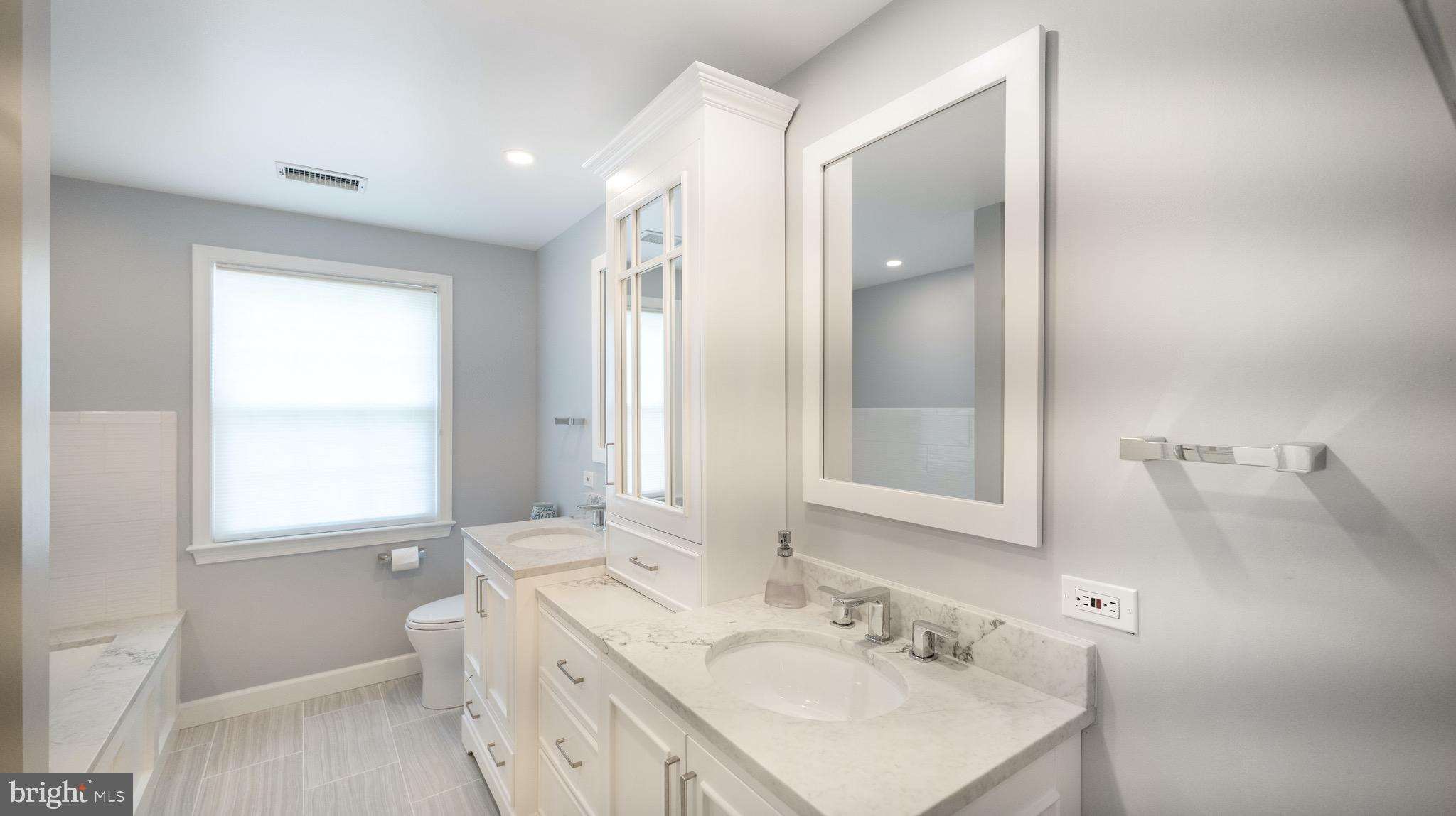 8924 Wooden Bridge Road Potomac, MD 20854 - Photo 22 of 53 Newly renovated Primary Bath