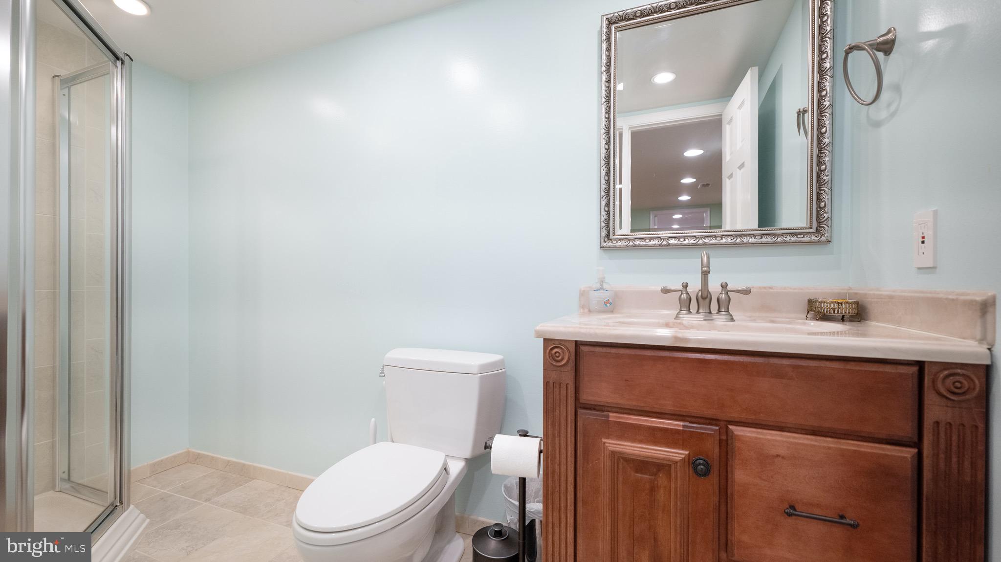 8924 Wooden Bridge Road Potomac, MD 20854 - Photo 34 of 53 Lower level Full bath