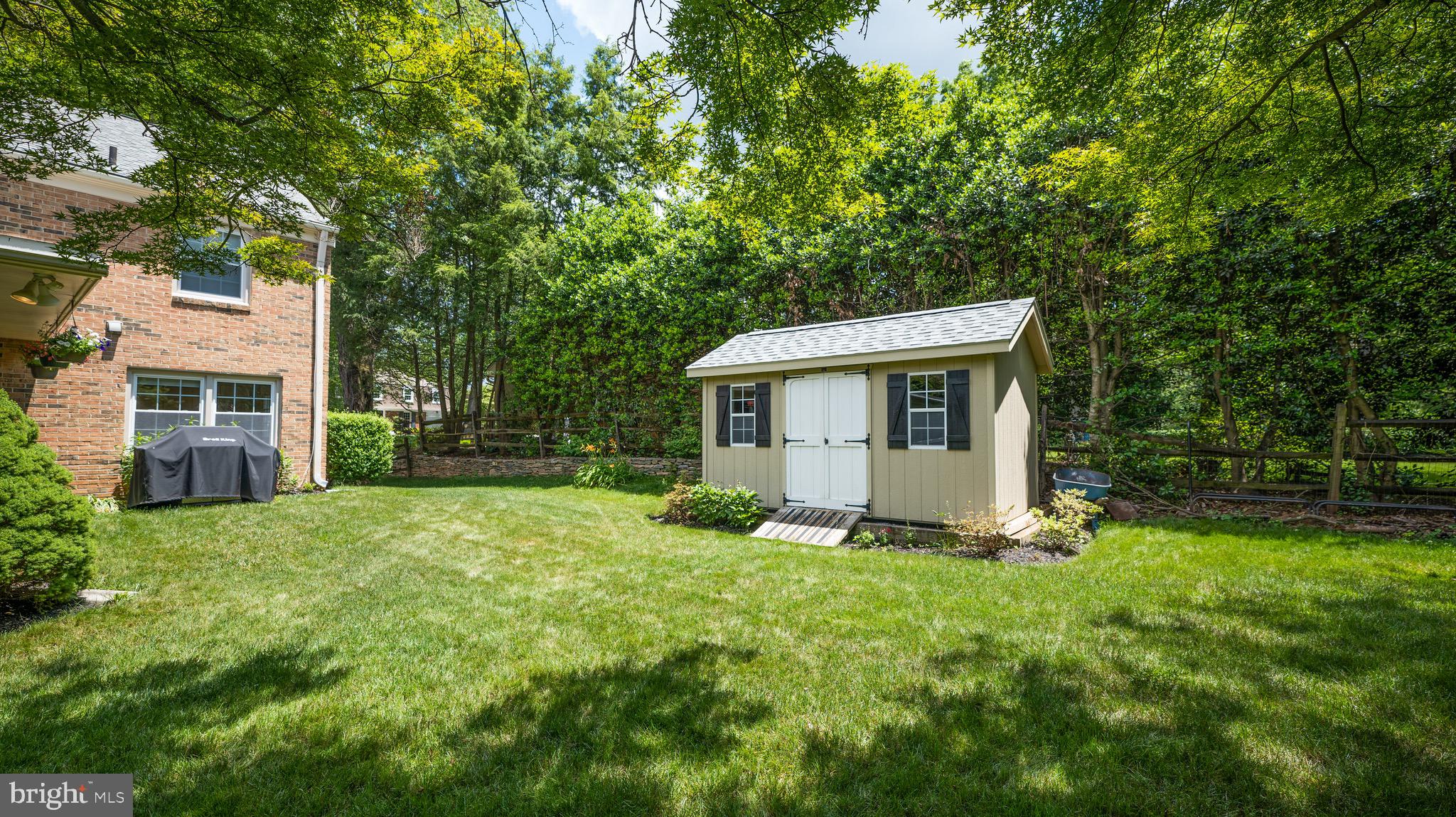 8924 Wooden Bridge Road Potomac, MD 20854 - Photo 37 of 53 Backyard shed