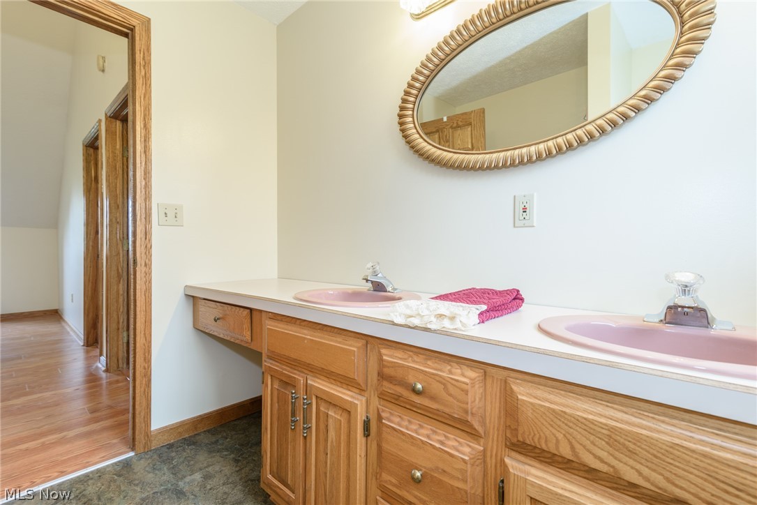 6876 Lafayette Road Medina, OH 44256 - Photo 33 of 35 Gallery Image 33