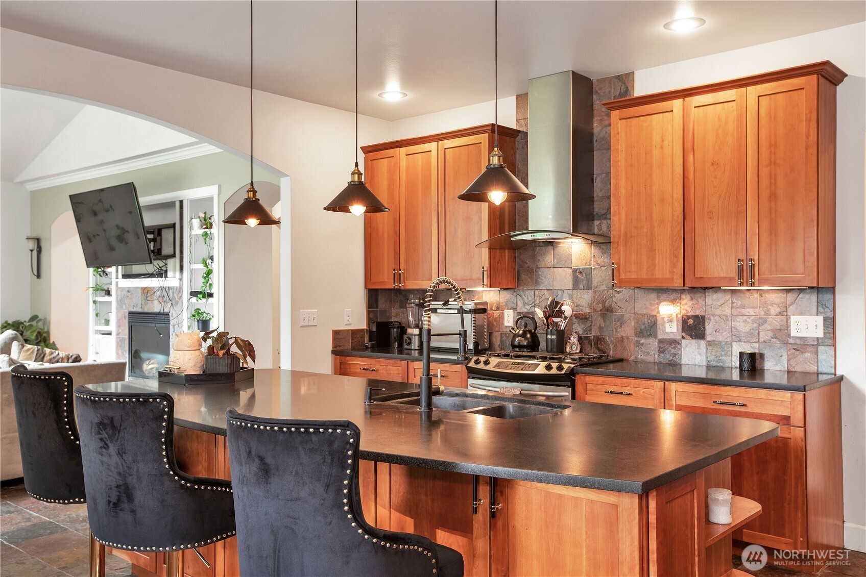 2744 Carpenter Road Southeast Lacey, WA 98503 - Photo 15 of 39