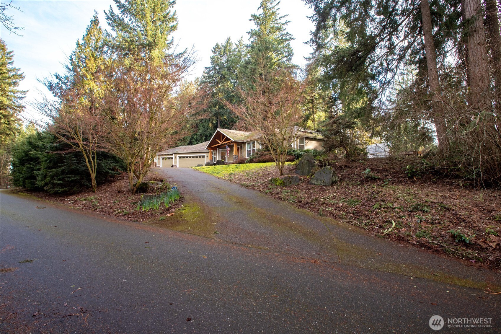 2744 Carpenter Road Southeast Lacey, WA 98503 - Photo 3 of 39