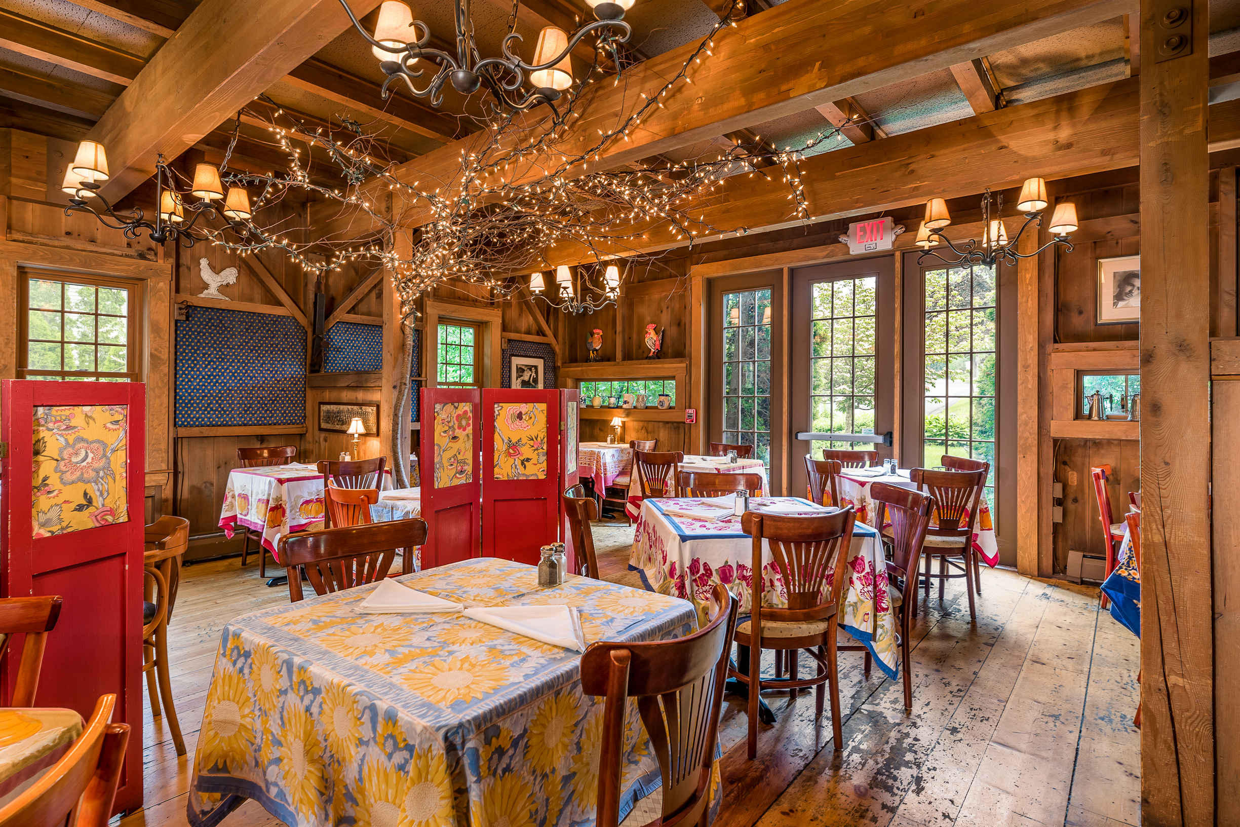 262 Shore Road Ogunquit, ME 03907 - Photo 17 of 32 Dining Room