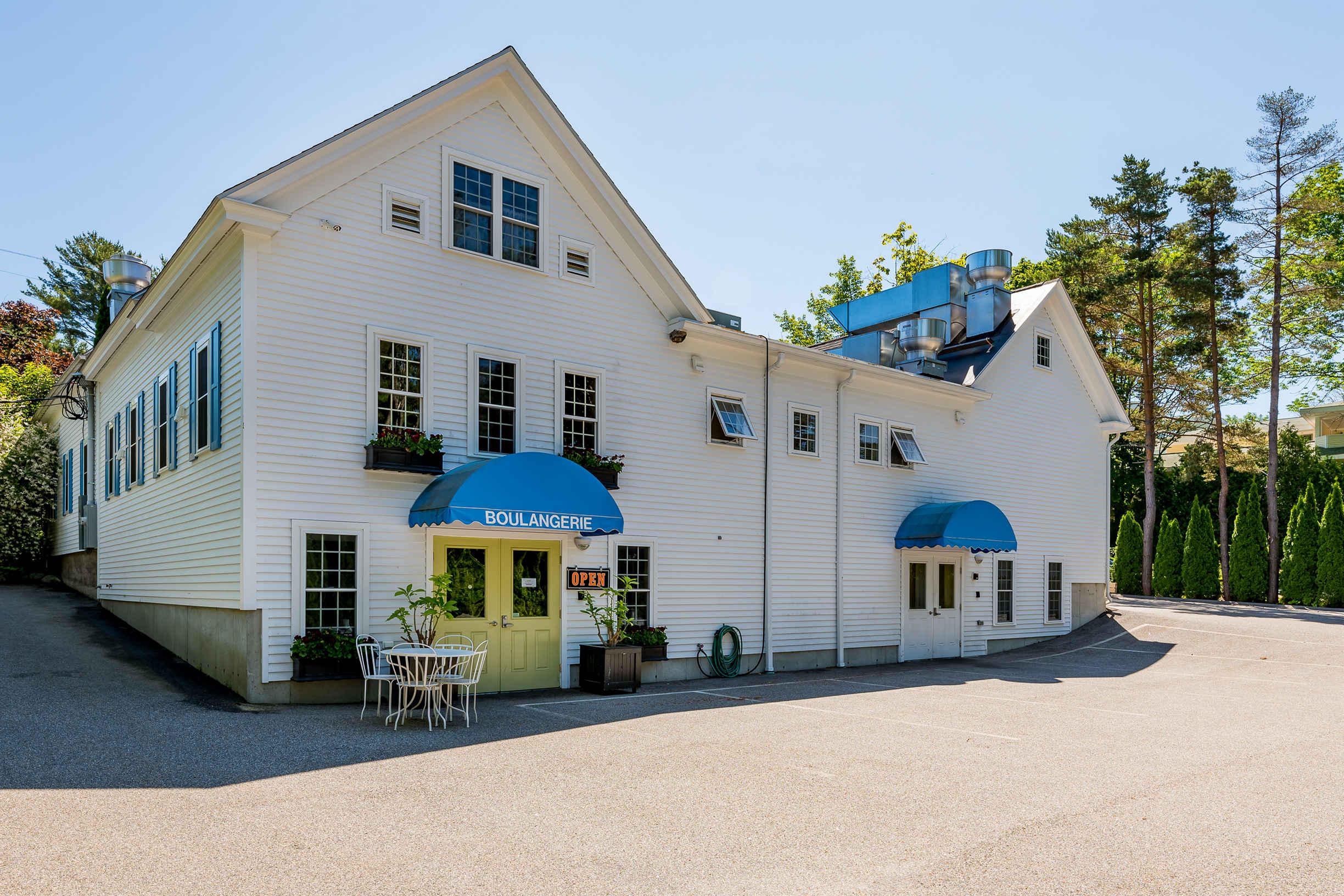 262 Shore Road Ogunquit, ME 03907 - Photo 5 of 32 Rear Exterior