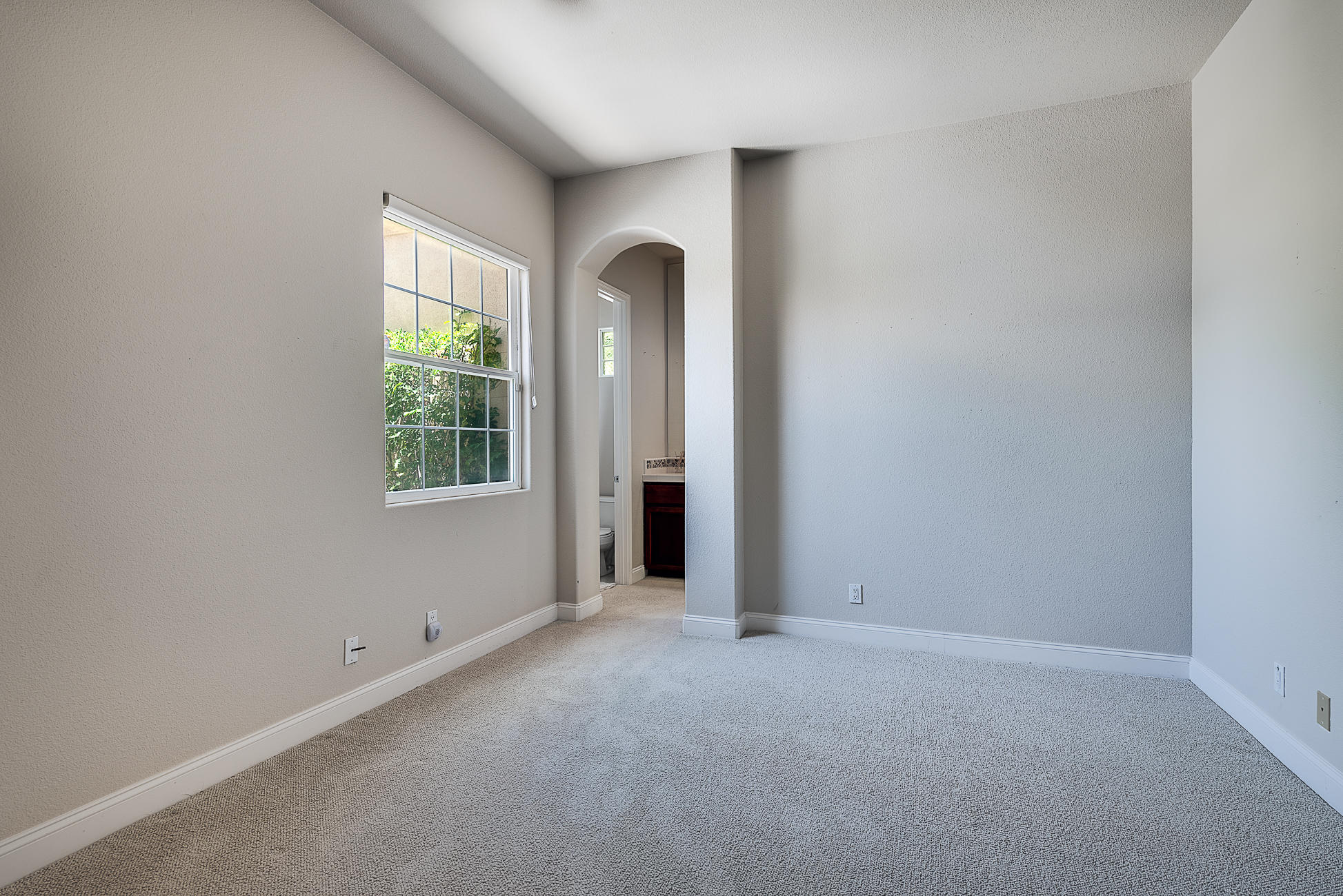 20 Vía Bella Rancho Mirage, CA 92270 - Photo 22 of 26 an empty room with windows and closet