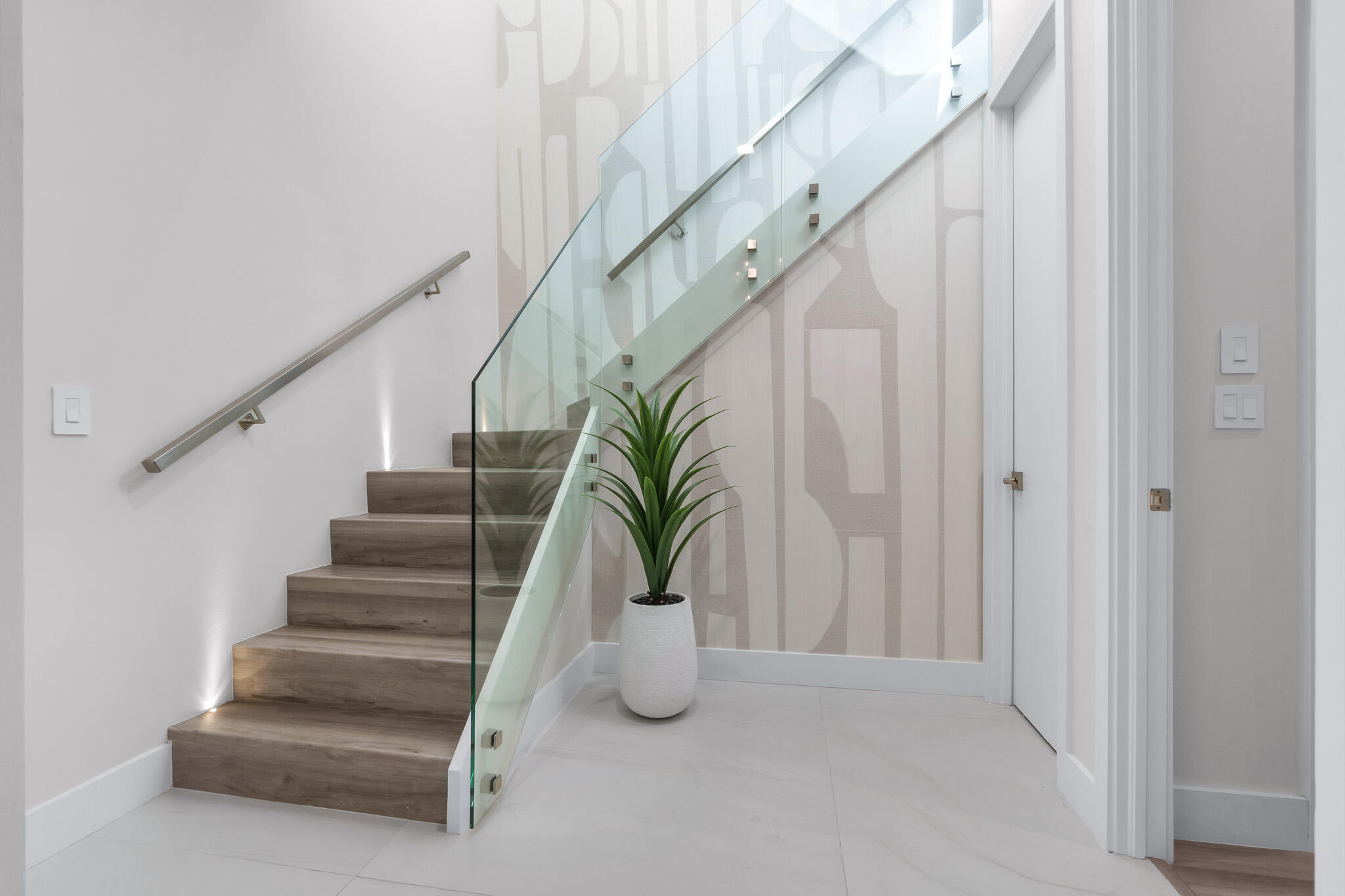 7952 Trieste Place Delray Beach, FL 33446 - Photo 29 of 59 a view of entryway