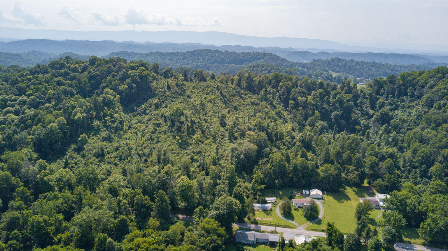 Tbd Deck Valley Road, Unit TR 1 Bristol, TN 37620 - Photo 3 of 10 DJI_0044