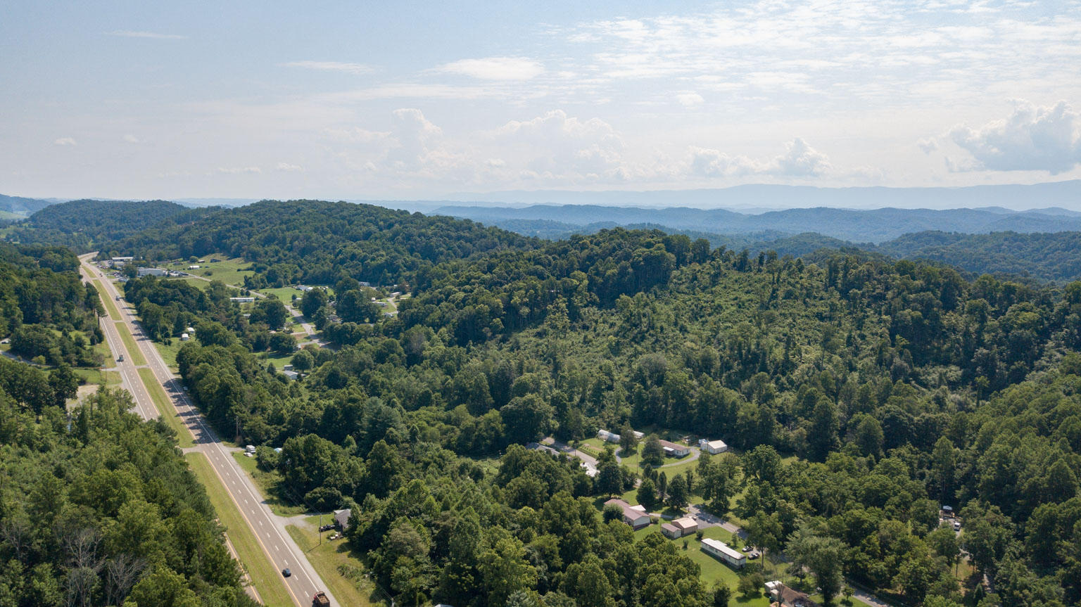 Tbd Deck Valley Road, Unit TR 1 Bristol, TN 37620 - Photo 9 of 10 DJI_0082